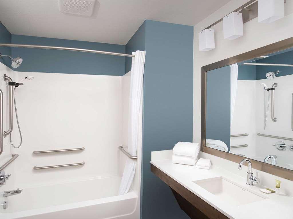 Extended Stay America Select Suites - Tampa - Brandon - East Heartland Habitación foto